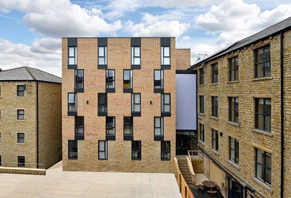 哈德斯菲尔德 - The Courtyard Block A公寓