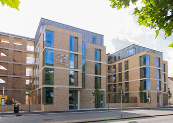 牛津 - Between Towns Court公寓