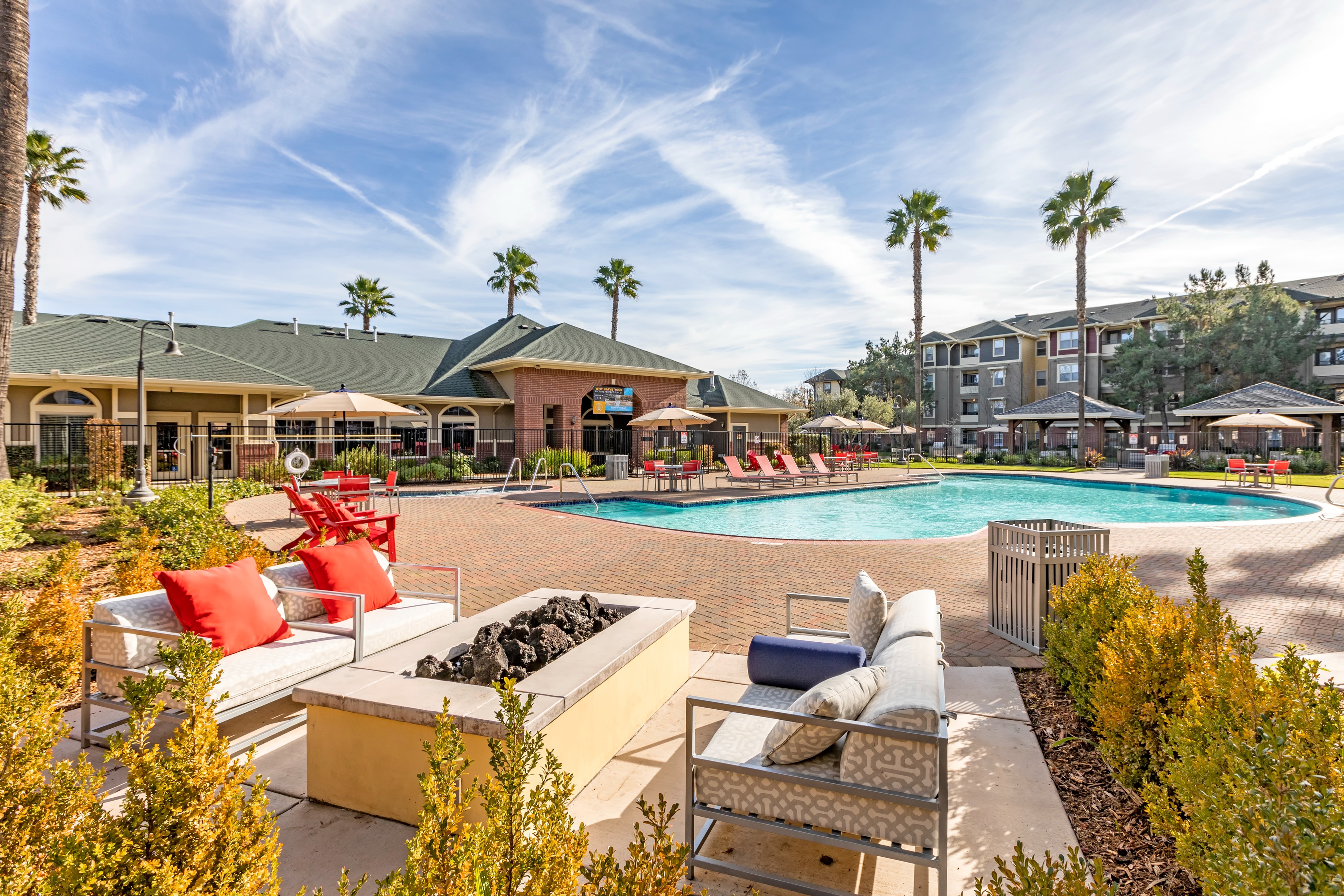 戴维斯 - The U Apartment公寓