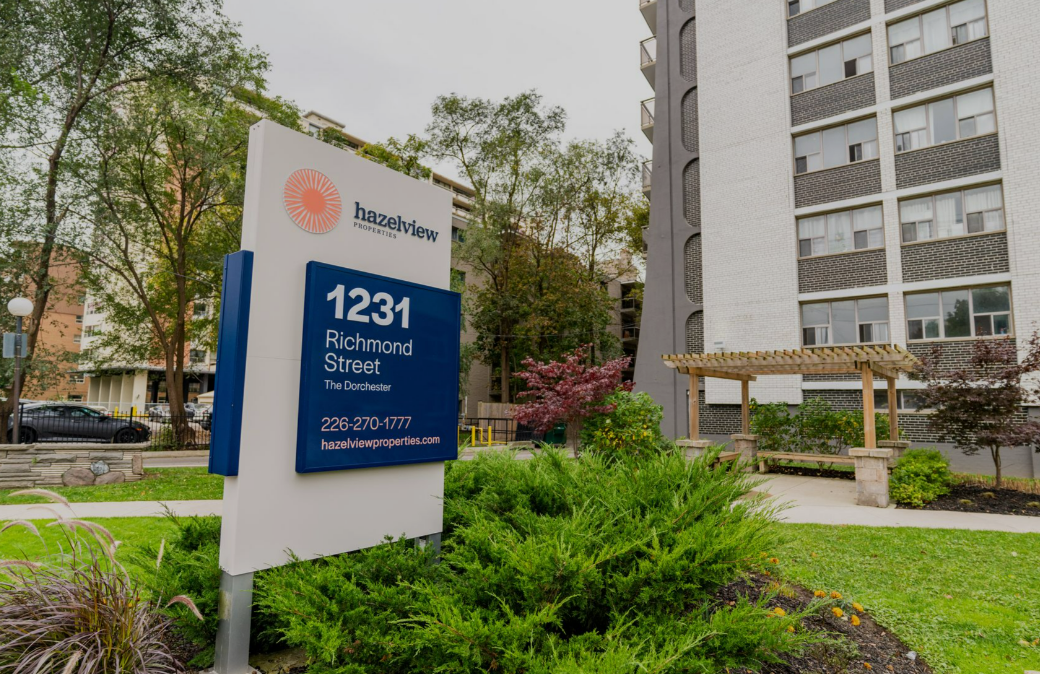 安省伦敦 - The Dorchester公寓