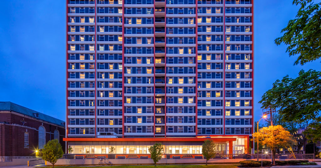 厄巴纳-香槟 - illini Tower公寓