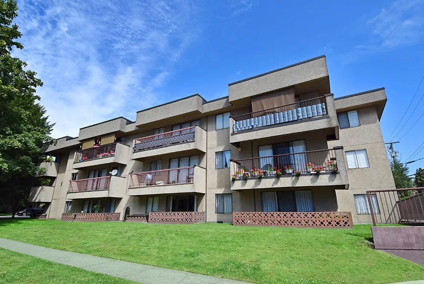 温哥华 - Cartier Street公寓