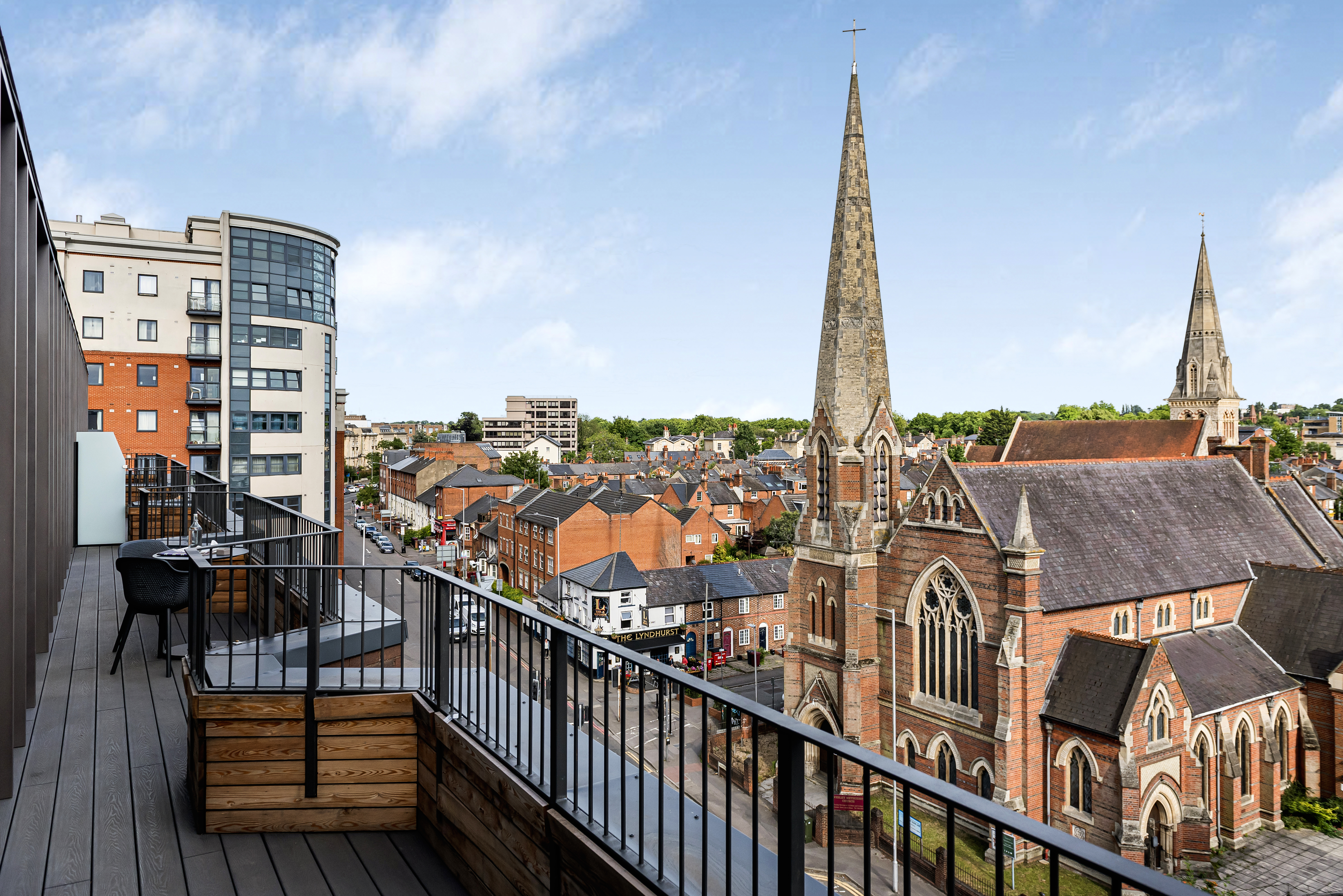 雷丁 - Gravity Co-living Royal Heights公寓