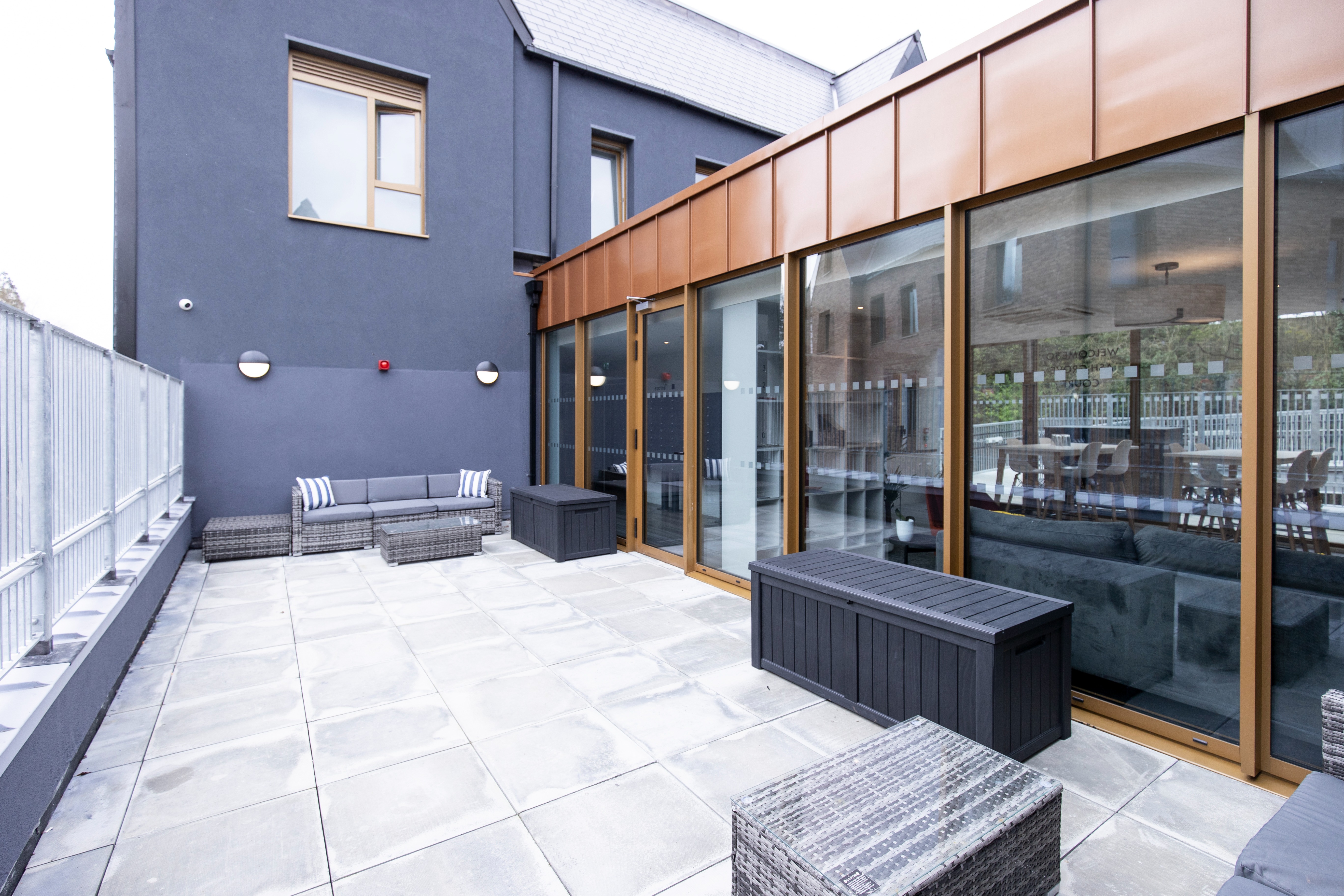 萨里 - Ash Grove Court公寓