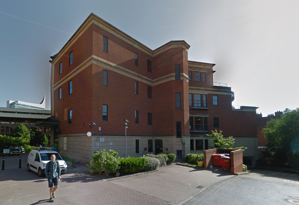 雷丁 - New Century  Place公寓